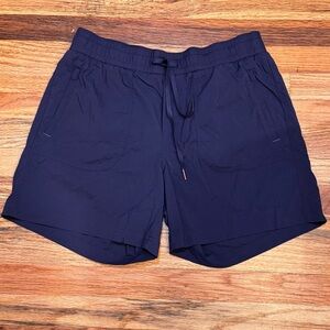 L.L. Bean Women's Vista Camp Shorts Nautical Navy L Never Worn